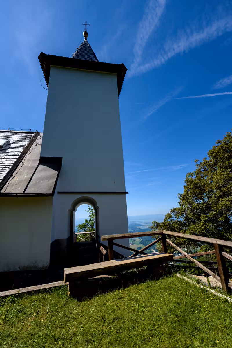 The church of Saint Jakob.